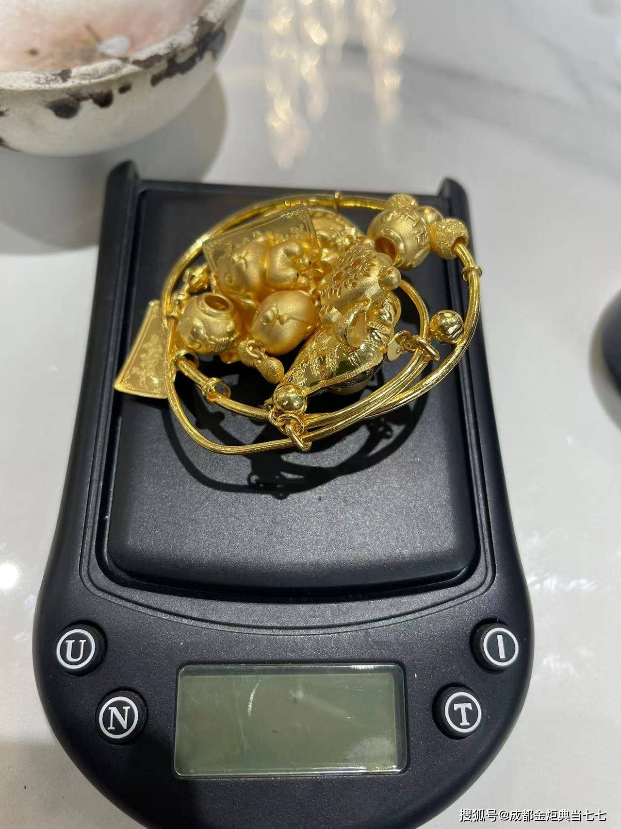 德宏最新24小时上门回收金价方法分析(最方便真实的德宏24小时上门回收黄金方法)